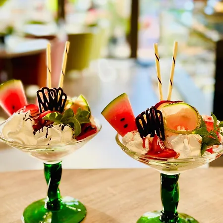 Azyl Отель типа 