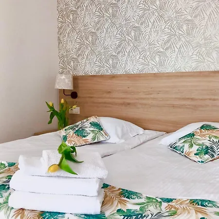 فندق مبيت وإفطار Azyl أوسترونيه مورسكية