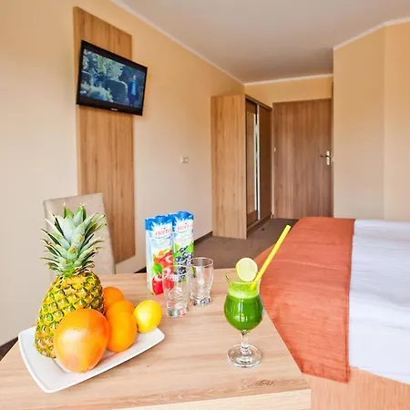 Azyl فندق مبيت وإفطار 3*