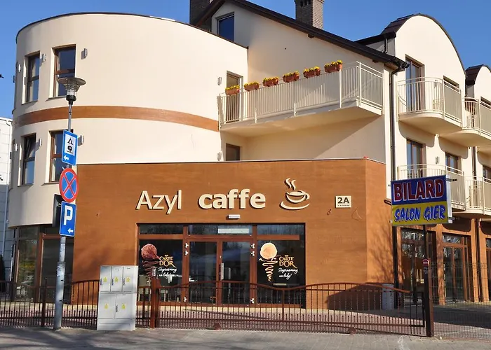 Azyl Ustronie Morskie