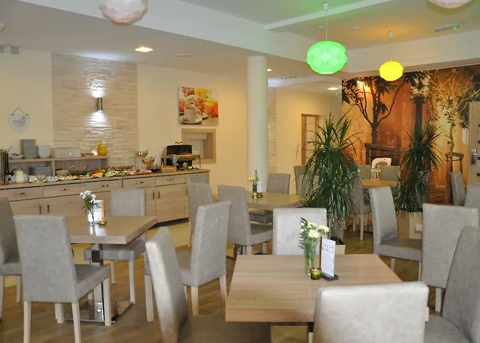 Azyl 3* Устроне-Морске