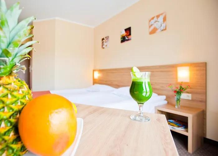 Azyl Устроне-Морске